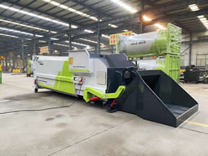 ورشة تصنيع معدات نقل النفايات