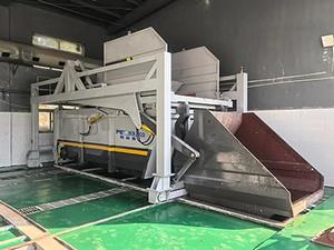 محطة كبس النفايات ذات آلية رفع 